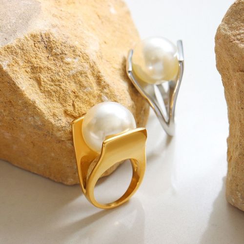 18K Gold Plated Y Shape Pearl Ring | A166